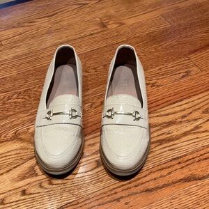 Bata Beige Leather Croc Embossed Horse Bit Loafers Size 39(8.5)